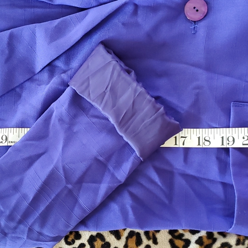 💥🥳HP💥Smart looking Purple Blazer - Picture 5 of 7